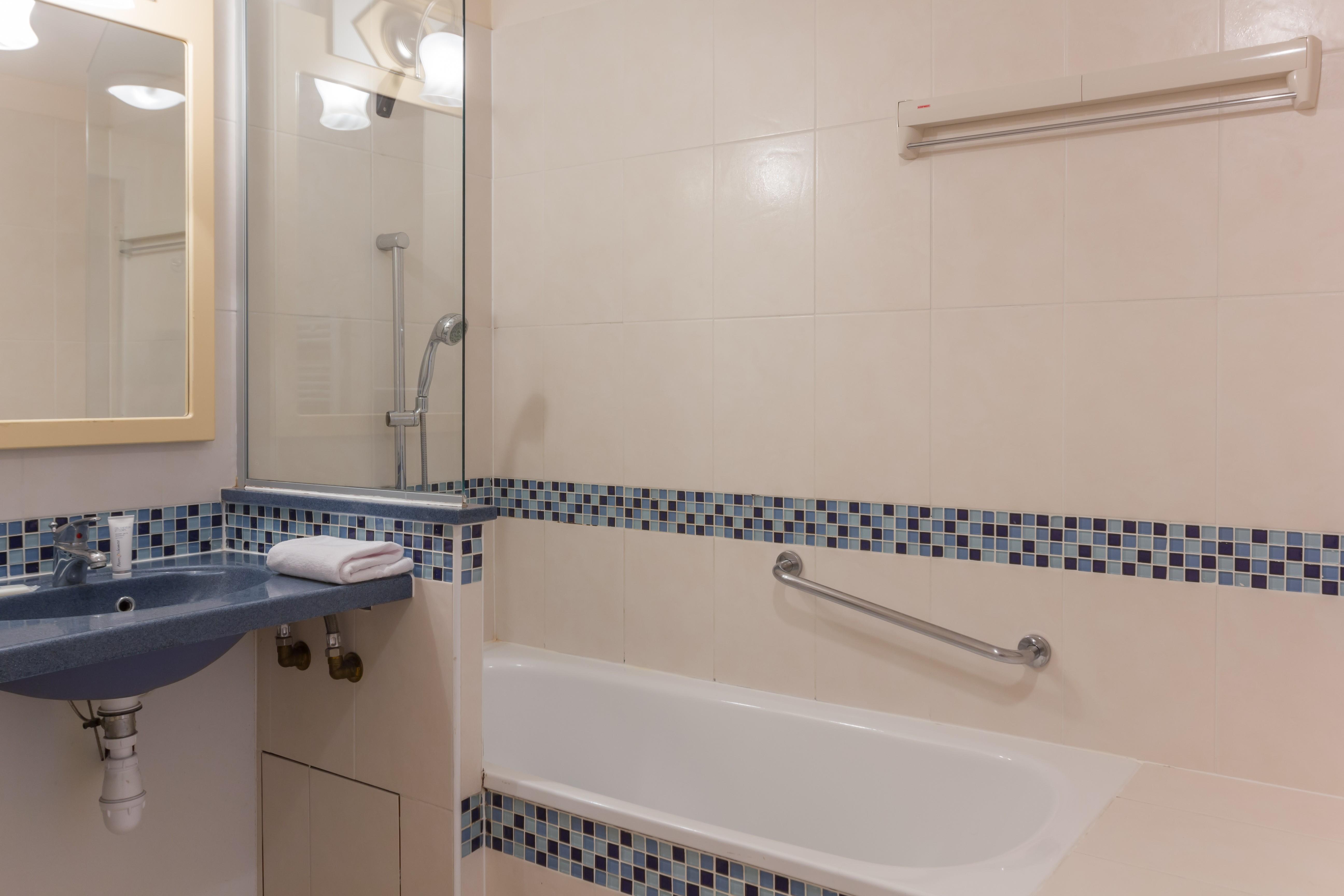 Residence Pierre & Vacances Heliotel Marine Saint-Laurent-du-Var Εξωτερικό φωτογραφία