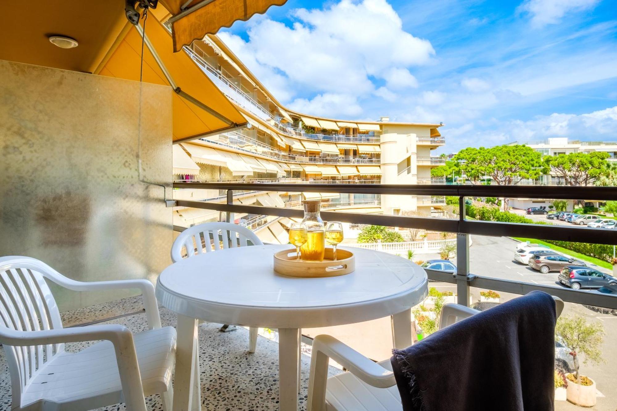 Residence Pierre & Vacances Heliotel Marine Saint-Laurent-du-Var Εξωτερικό φωτογραφία